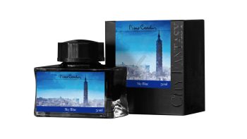 جوهر شیشه ای پیرکاردین آبی روشن